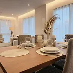Charming Relaxing 3 Bedroom Apartment Walk To Tube