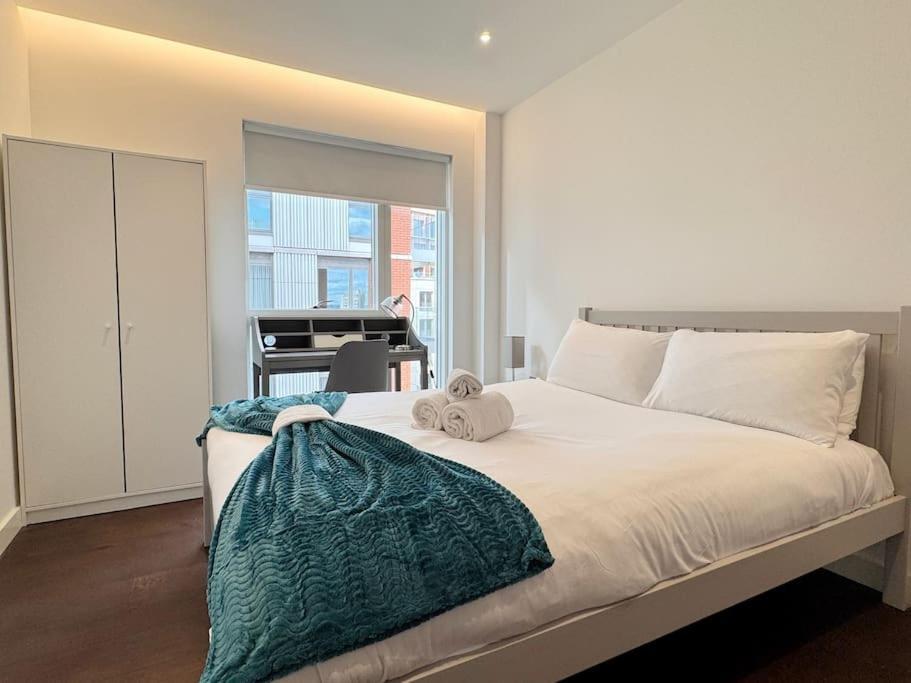 Charming Relaxing 3 Bedroom Walk To Tube Londra