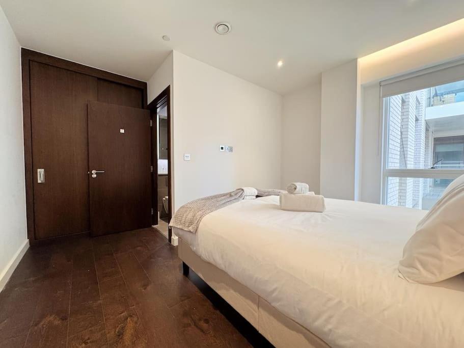 Charming Relaxing 3 Bedroom Walk To Tube * Londra