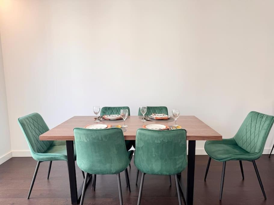 Charming Relaxing 3 Bedroom Walk To Tube Appartamento