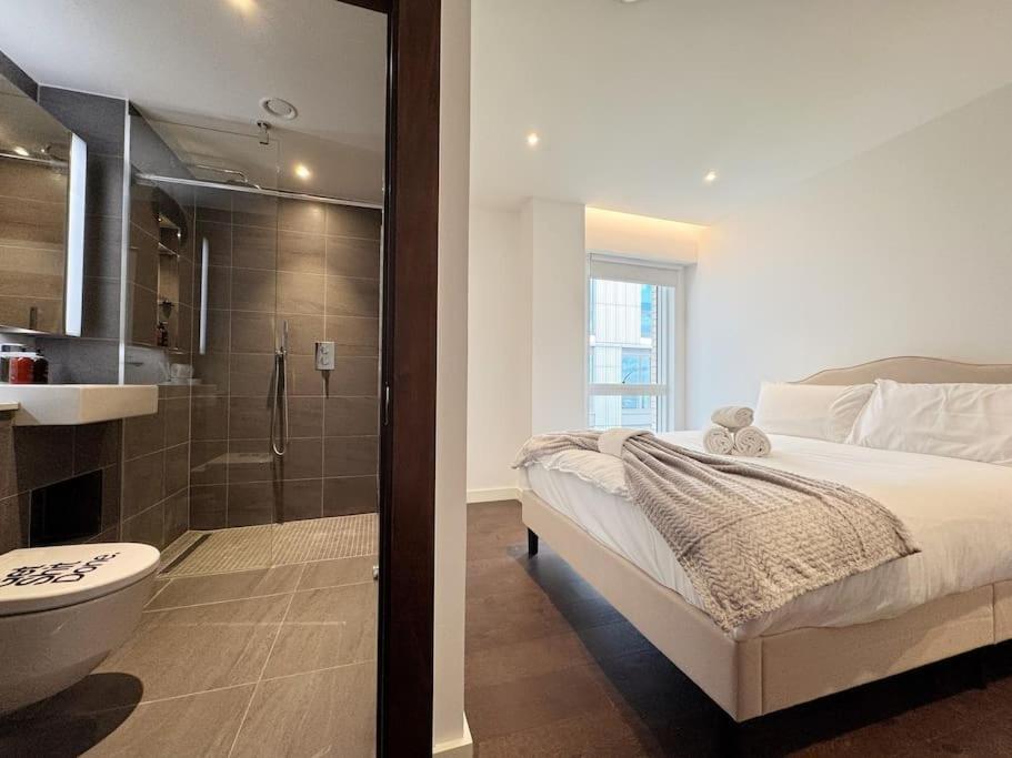 Charming Relaxing 3 Bedroom Walk To Tube London